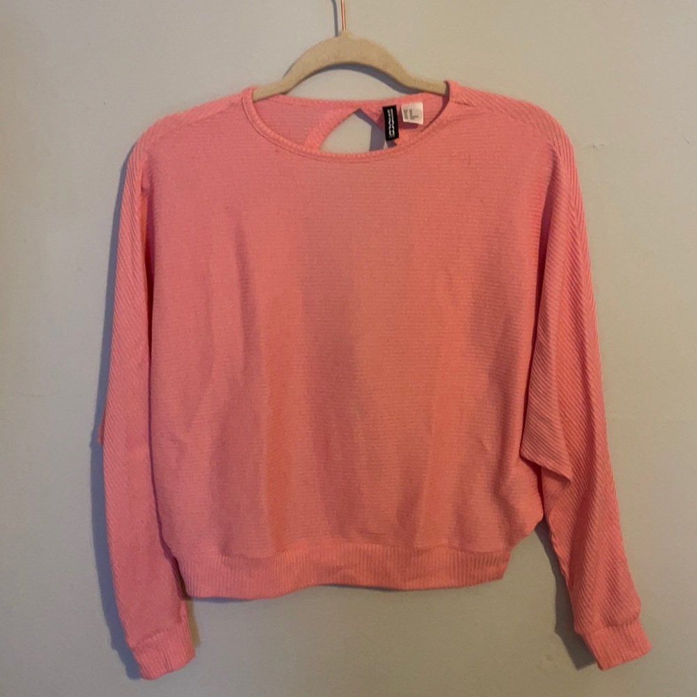 Pink long sleeve sex back